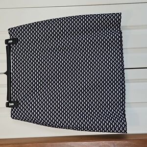 Ann Taylor size 10 navy and white pencil skirt